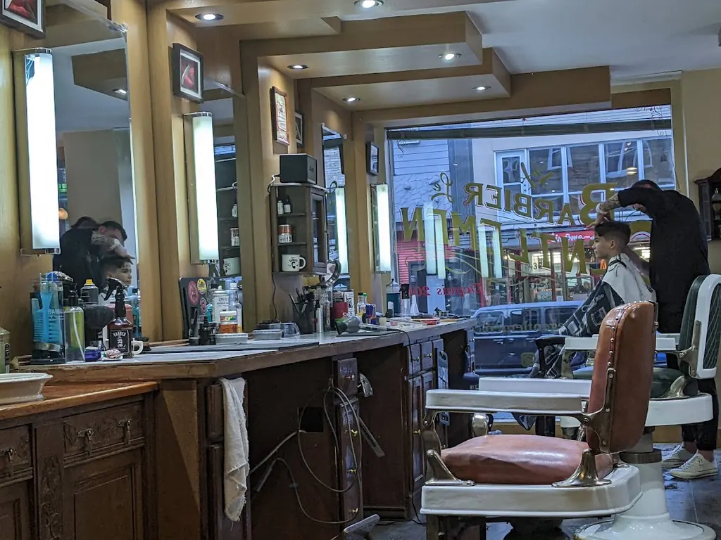 Barbier Le Gentlemen - Salon de barbier — Barber shop in Québec City